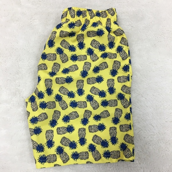 Pili Carrera Boys Pineapple Swim Trunk Shorts 10Y - Picture 3 of 8